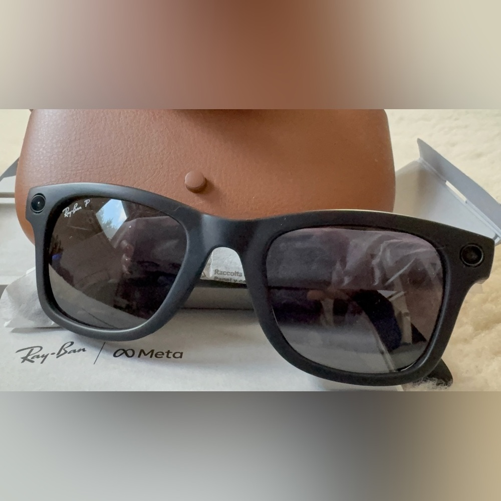Ray-Ban Meta (Gen 2) Wayfarer Matte Black